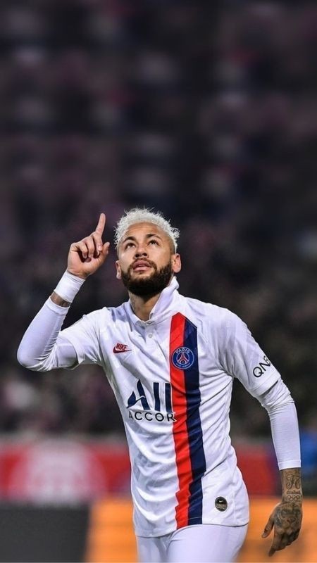 Một pha ăn mừng bàn thắng nhẹ nhàng và đầy cảm xúc