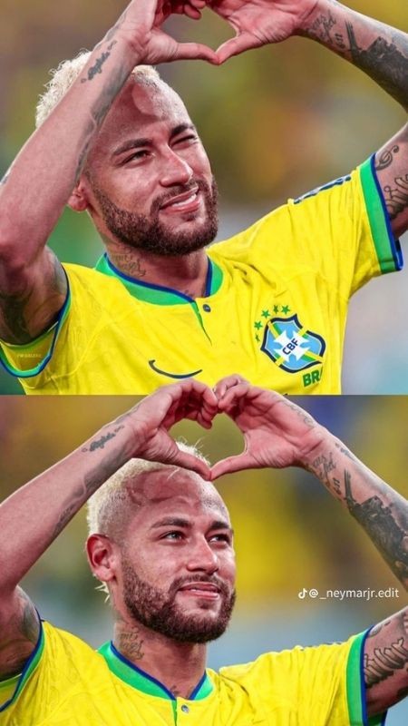 Neymar làm biểu tượng trái tim gửi đến fan hâm mộ
