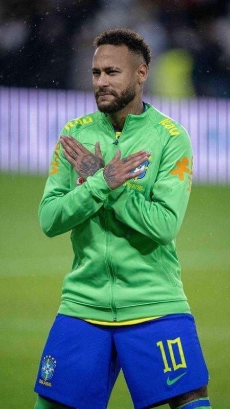 Sự nghiêm túc là khái niệm xa xỉ với Neymar trong các buổi tập