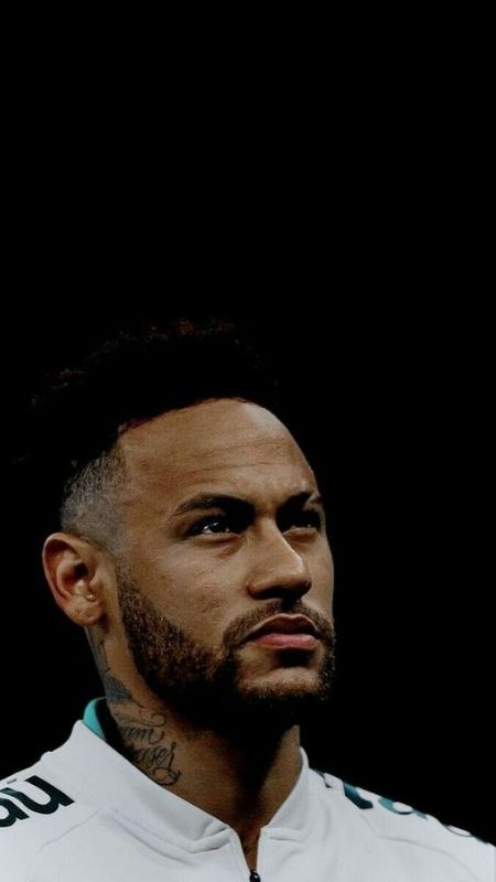 Ánh mắt sắc lẹm và đầy toan tính chiến thuật