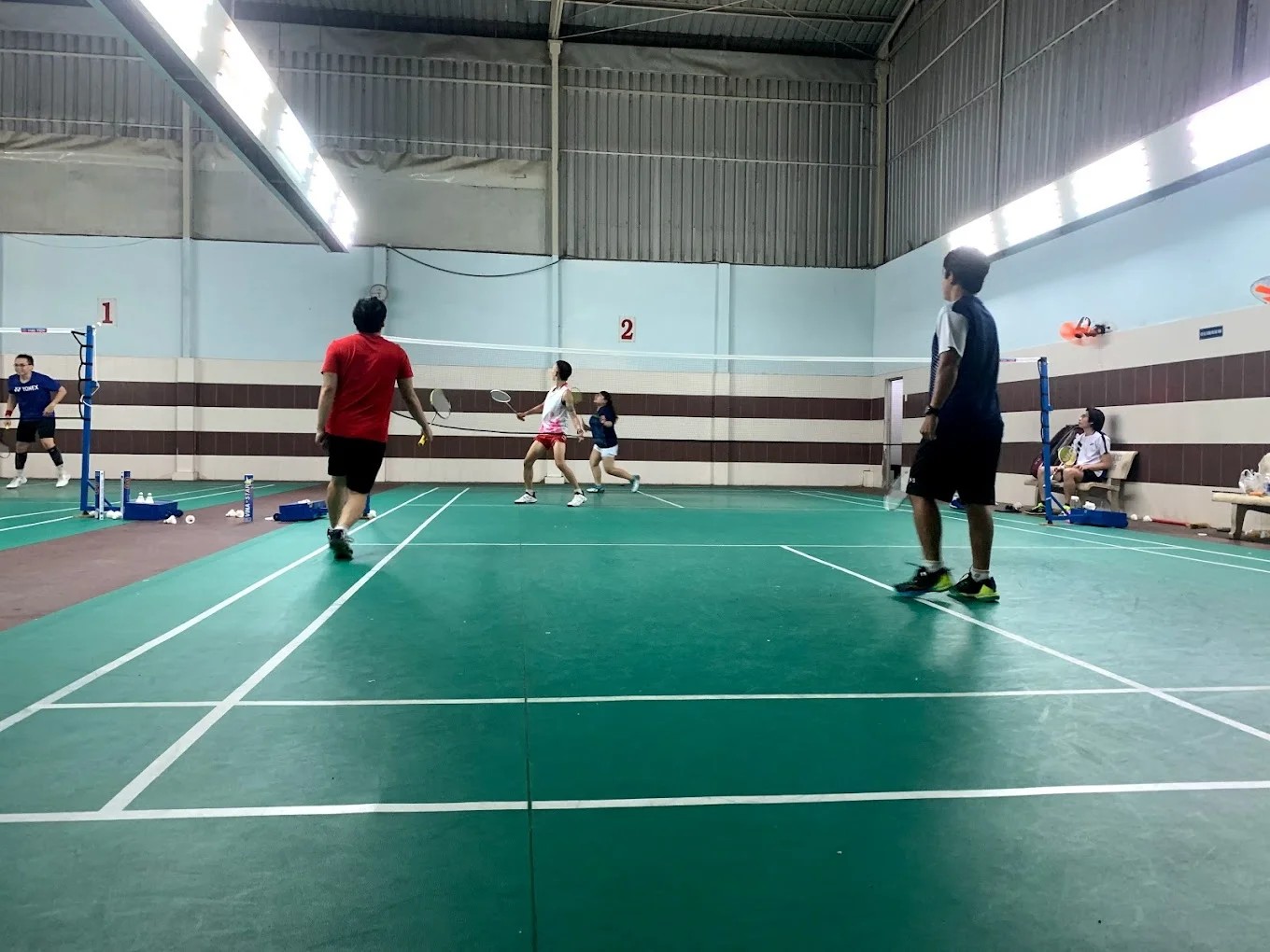 Sân cầu lông Ga Hoà Hưng phù hợp nhóm nhỏ