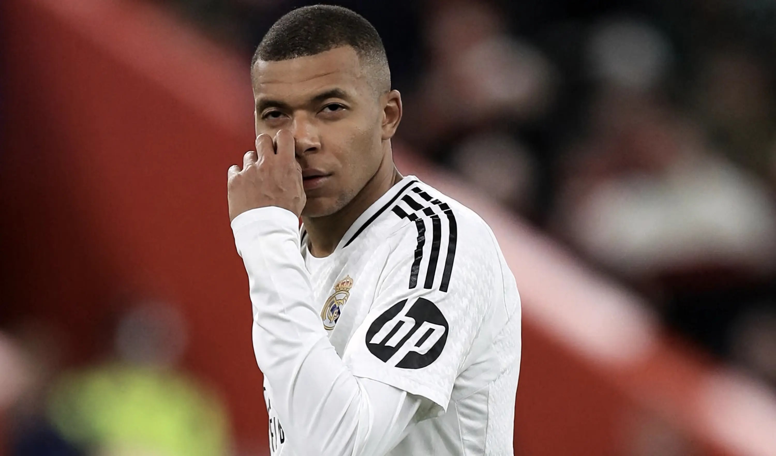 Mbappé trong poster quảng cáo thể thao