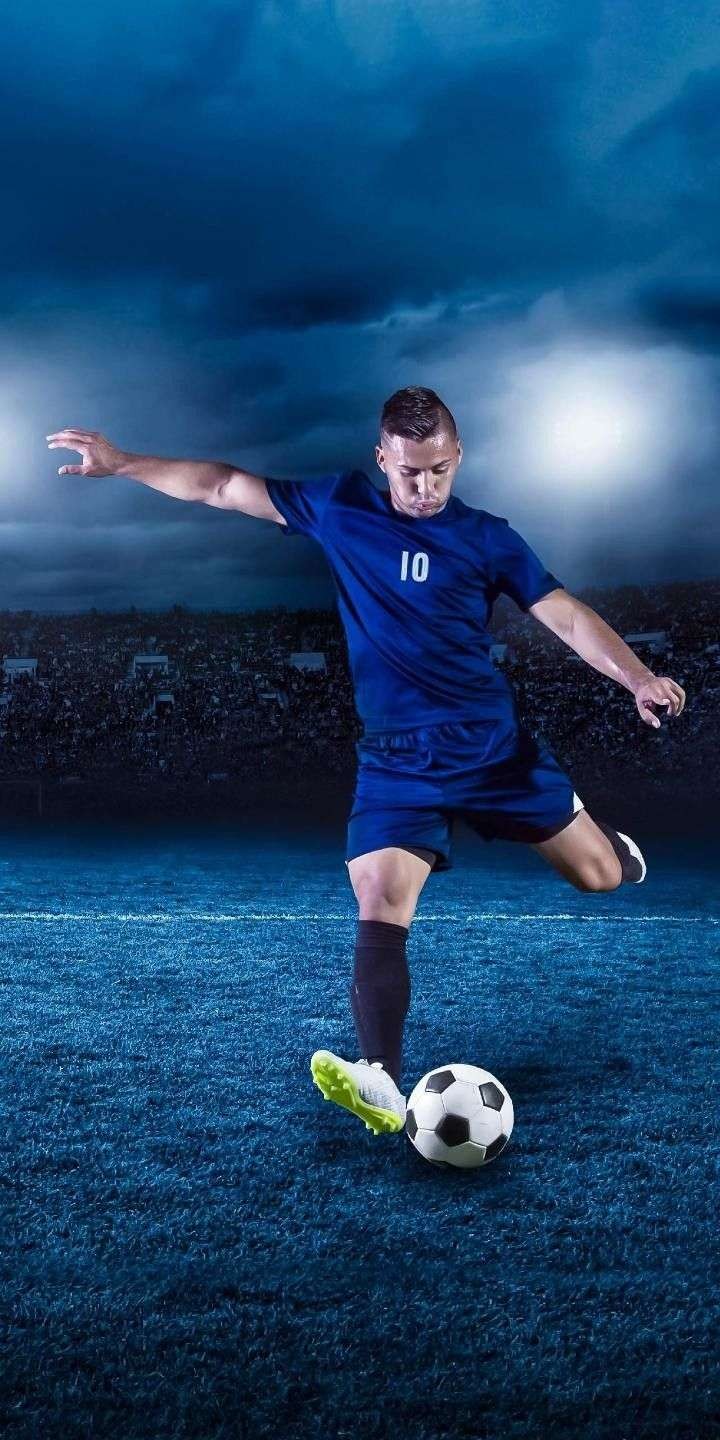 Khoảnh khắc xúc động của cầu thủ sau trận đấu