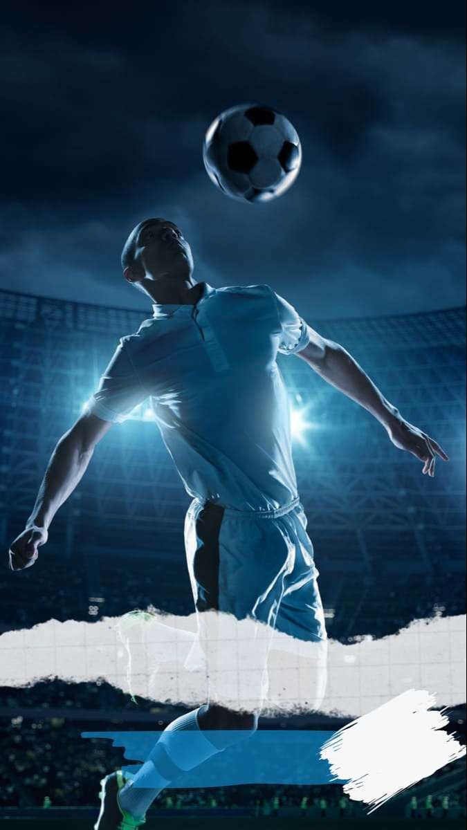 Cầu thủ bóng đá đang tập trung cao độ trong trận đấu