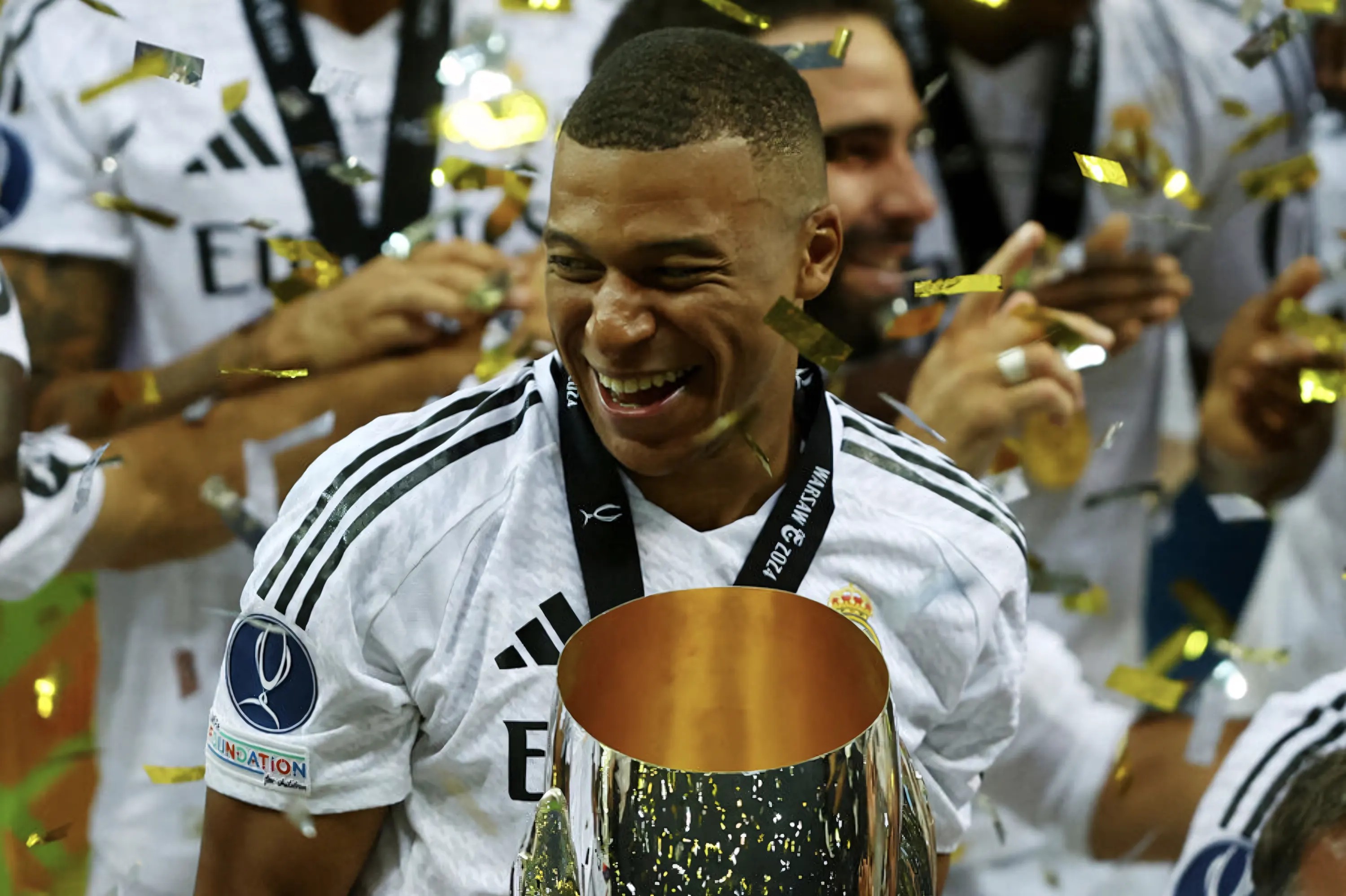 Hình nền Desktop Mbappé Real Madrid 4K