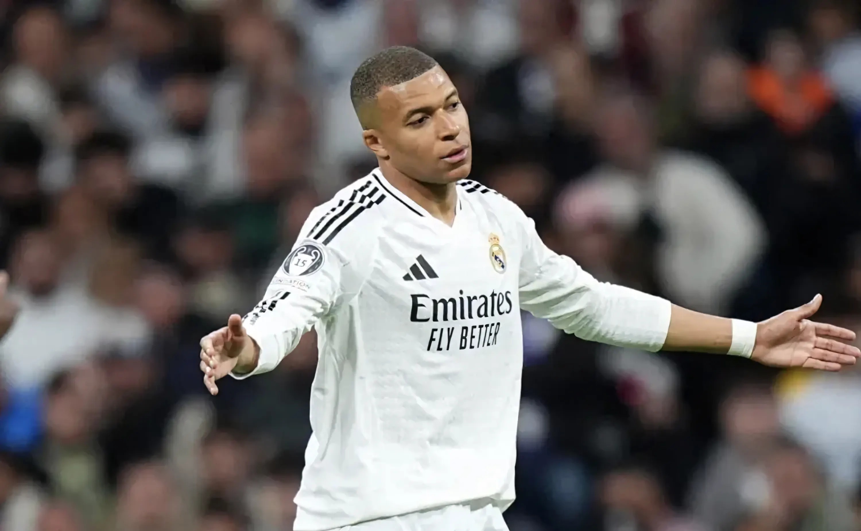 Mbappé tập luyện tại Valdebebas