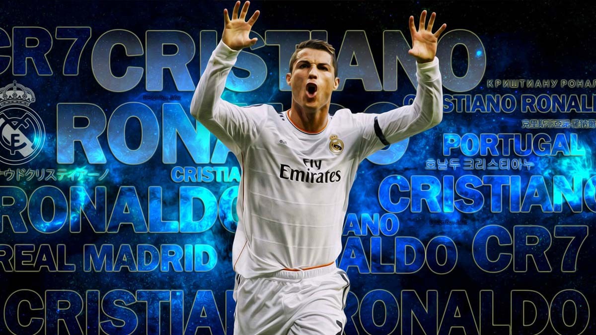 Ronaldo hôn lên chiếc cúp vô địch