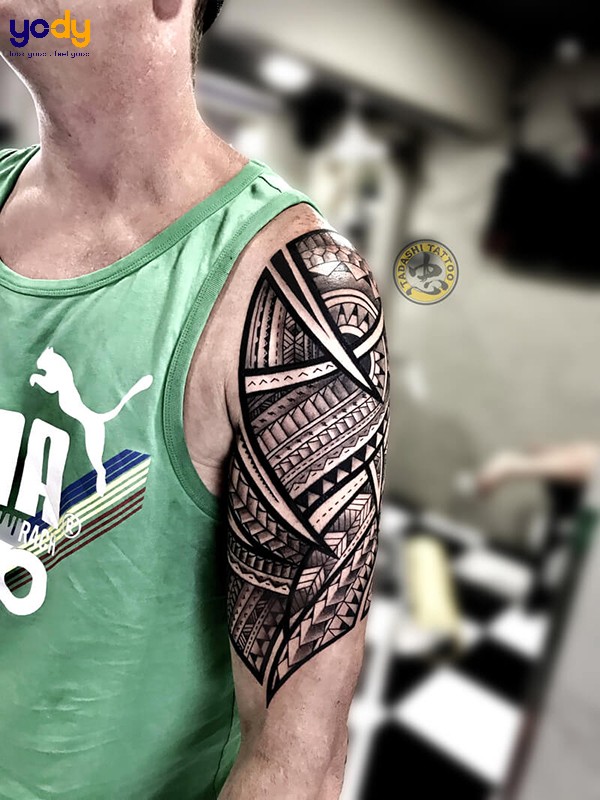 Xăm hình Châu Âu màu sắc nghệ thuật