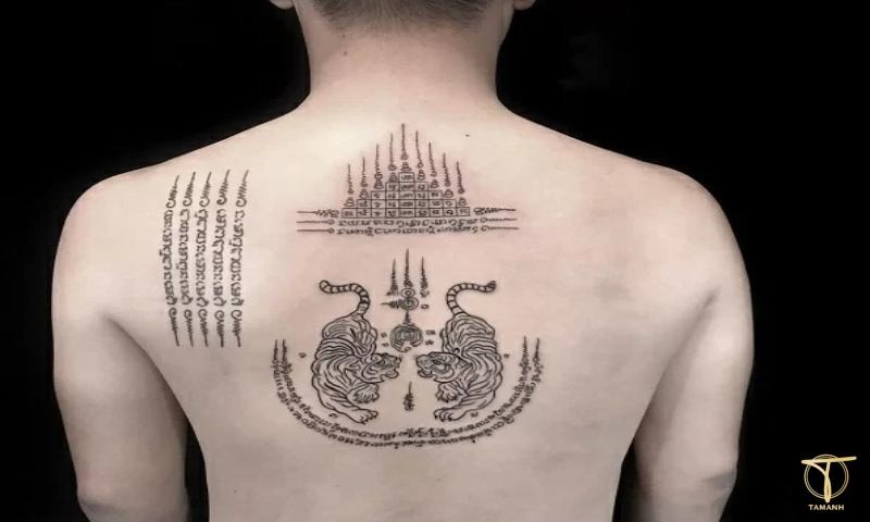 Hình xăm chữ Khmer mang ý nghĩa tâm linh bảo vệ chủ nhân