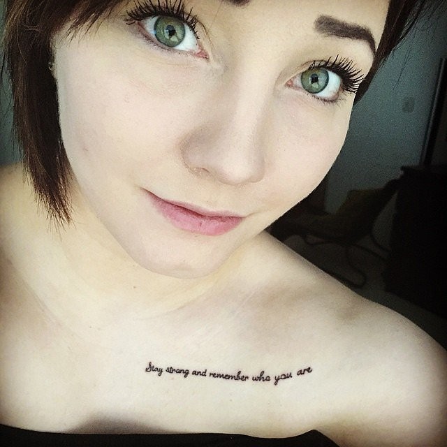 Hình xăm Stay strong and remember who you are