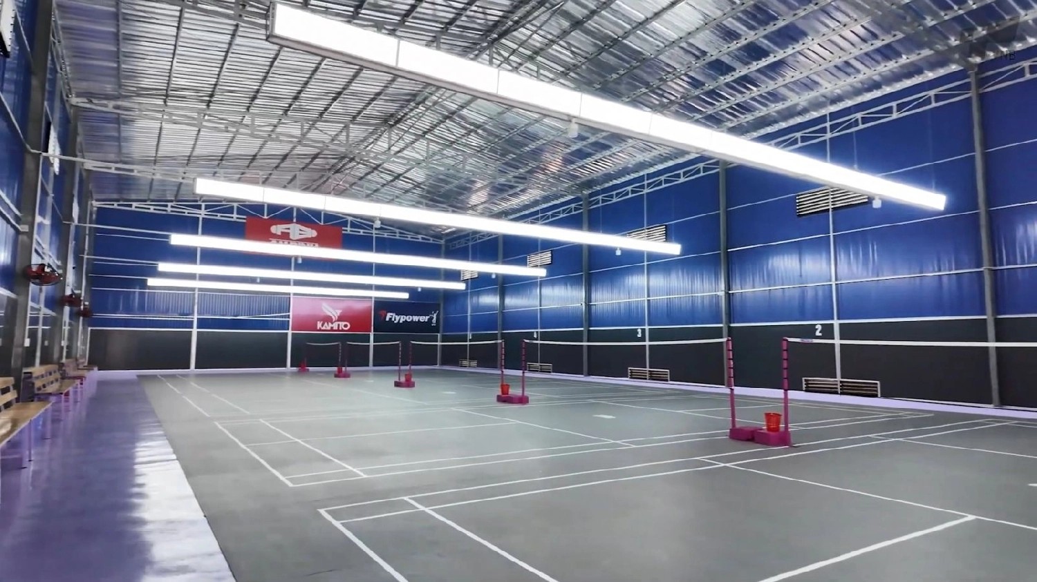 Sân Cầu Lông An Bình tiện nghi