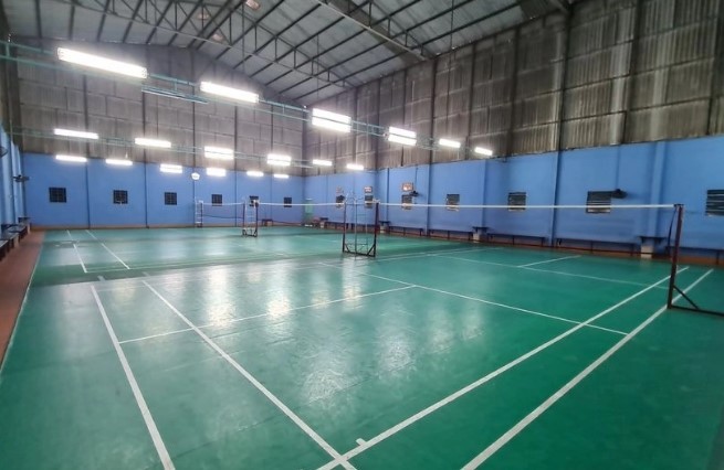 Sân cầu lông Đồng Giao với không gian thoáng đãng