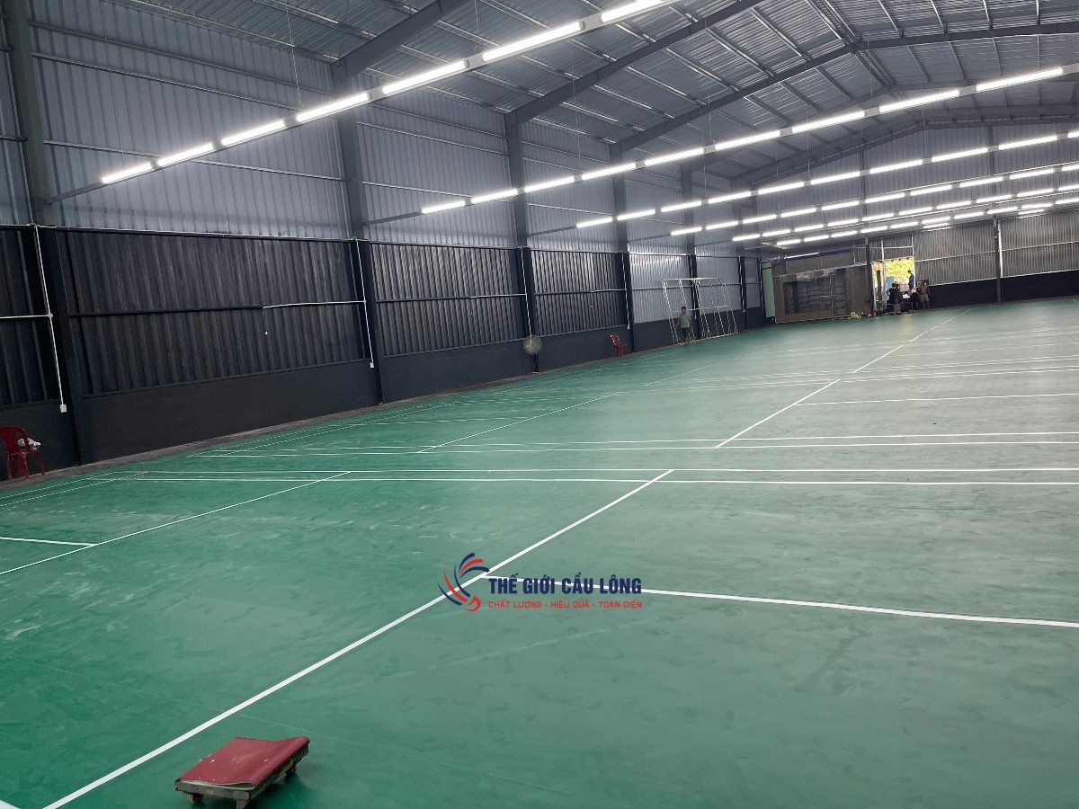 Góc nhìn từ cuối sân tại Minh Anh 2