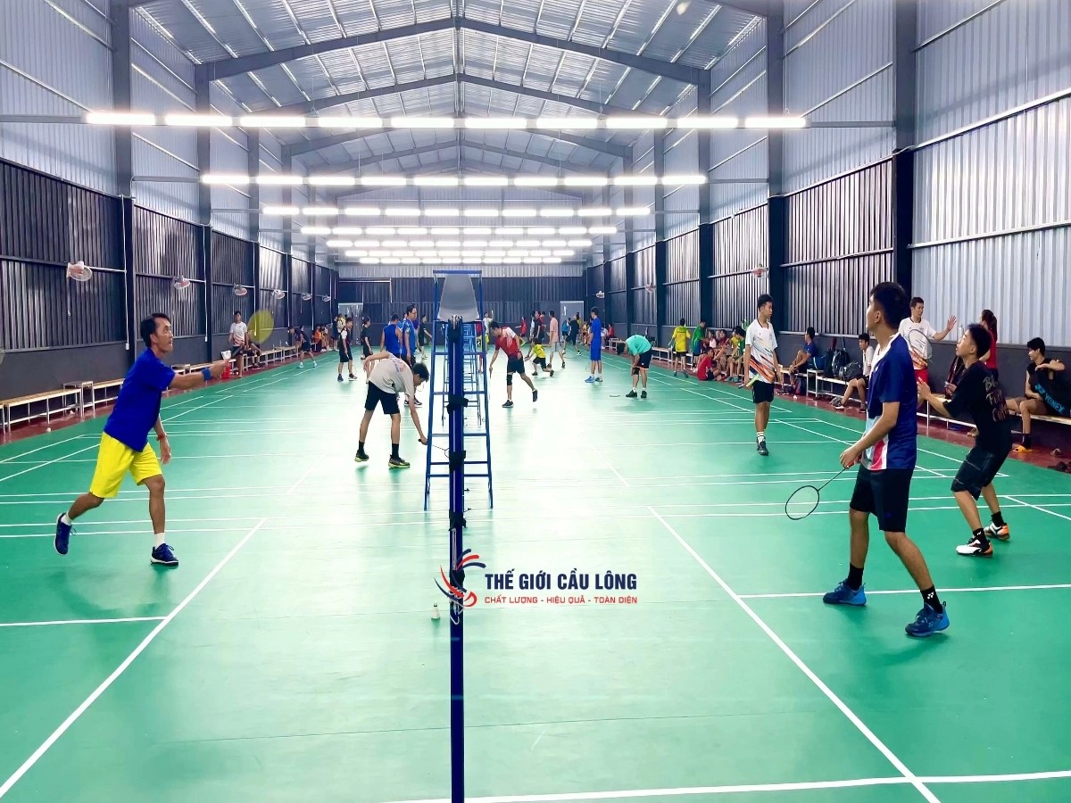 Mặt sân xanh tiêu chuẩn tại Minh Anh 2 Châu Đức