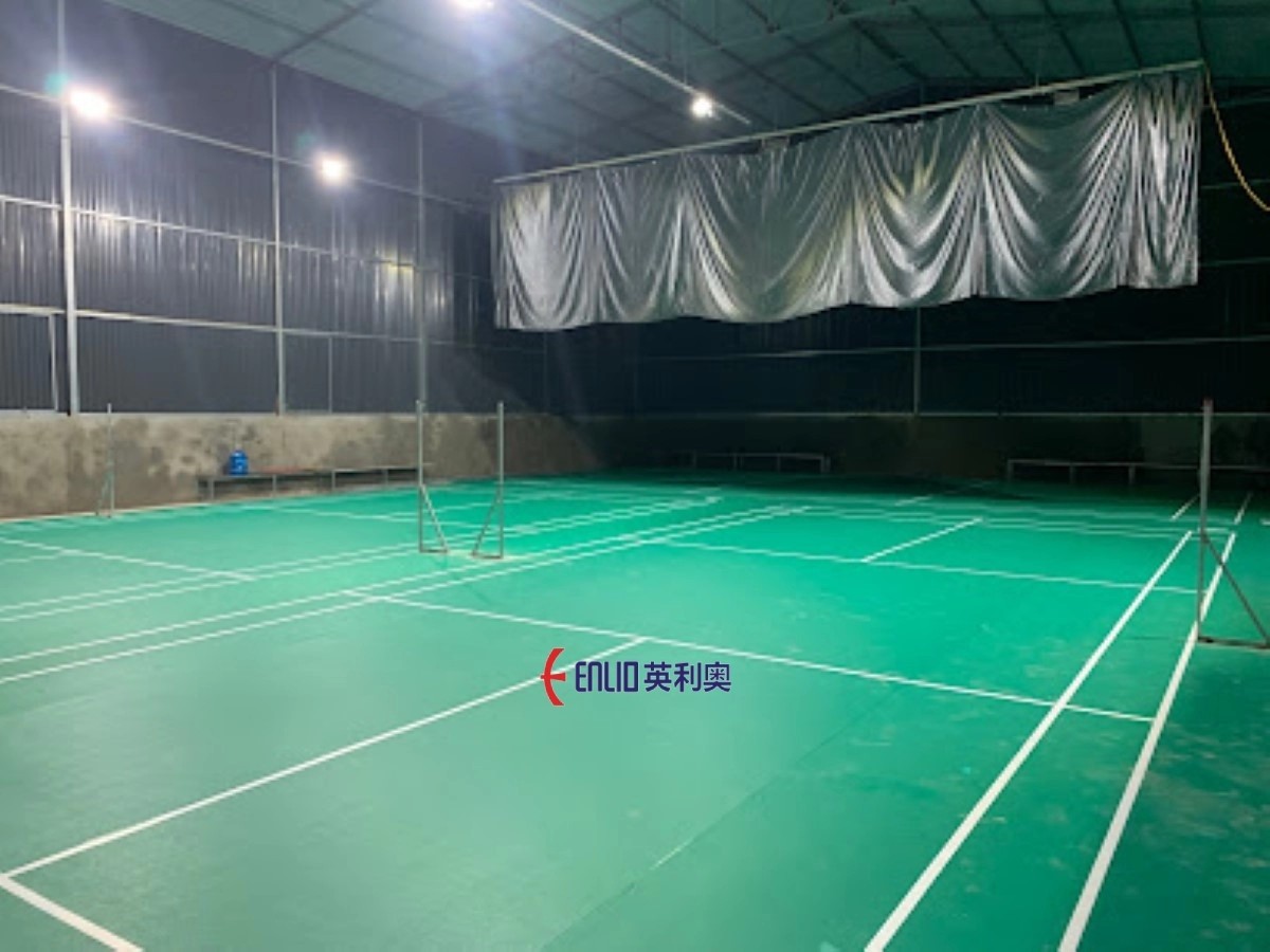 Không gian sân cầu lông tại Phố Hoàng Lộc