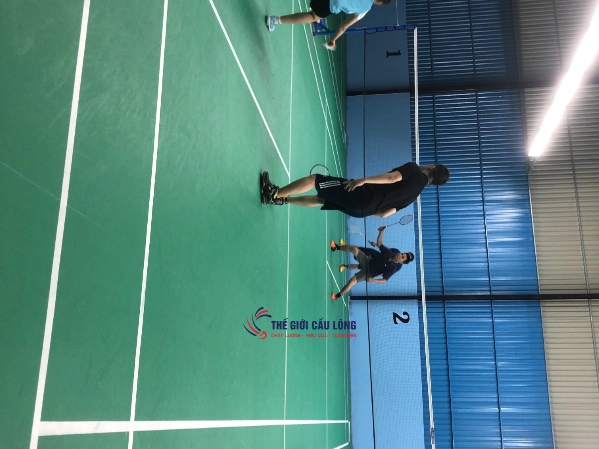 Khu vực thi đấu rộng rãi tại sân Tùng Anh