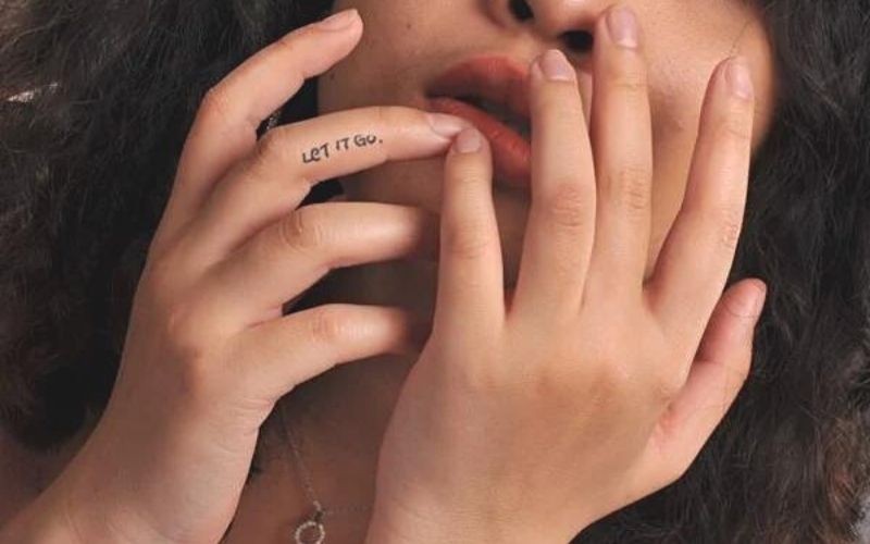 Let it go - sự nhắc nhở bản thân hãy từ bỏ những điều cản trở niềm vui của bạn