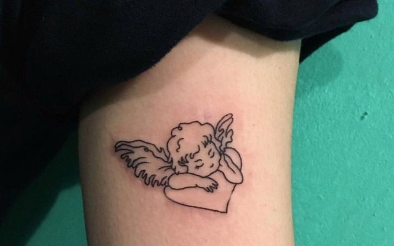 Hình xăm thiên thần, mang biểu tượng cho một tình yêu thiêng liêng, trong sáng