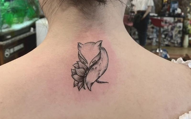 Hình xăm chú cáo dễ thương, biểu tượng cho sự linh hoạt và khôn khéo