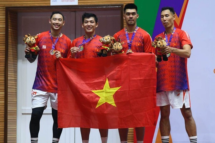 Đội tuyển bóng rổ nam 3x3 Việt Nam giành Huy chương Bạc tại SEA Games 31