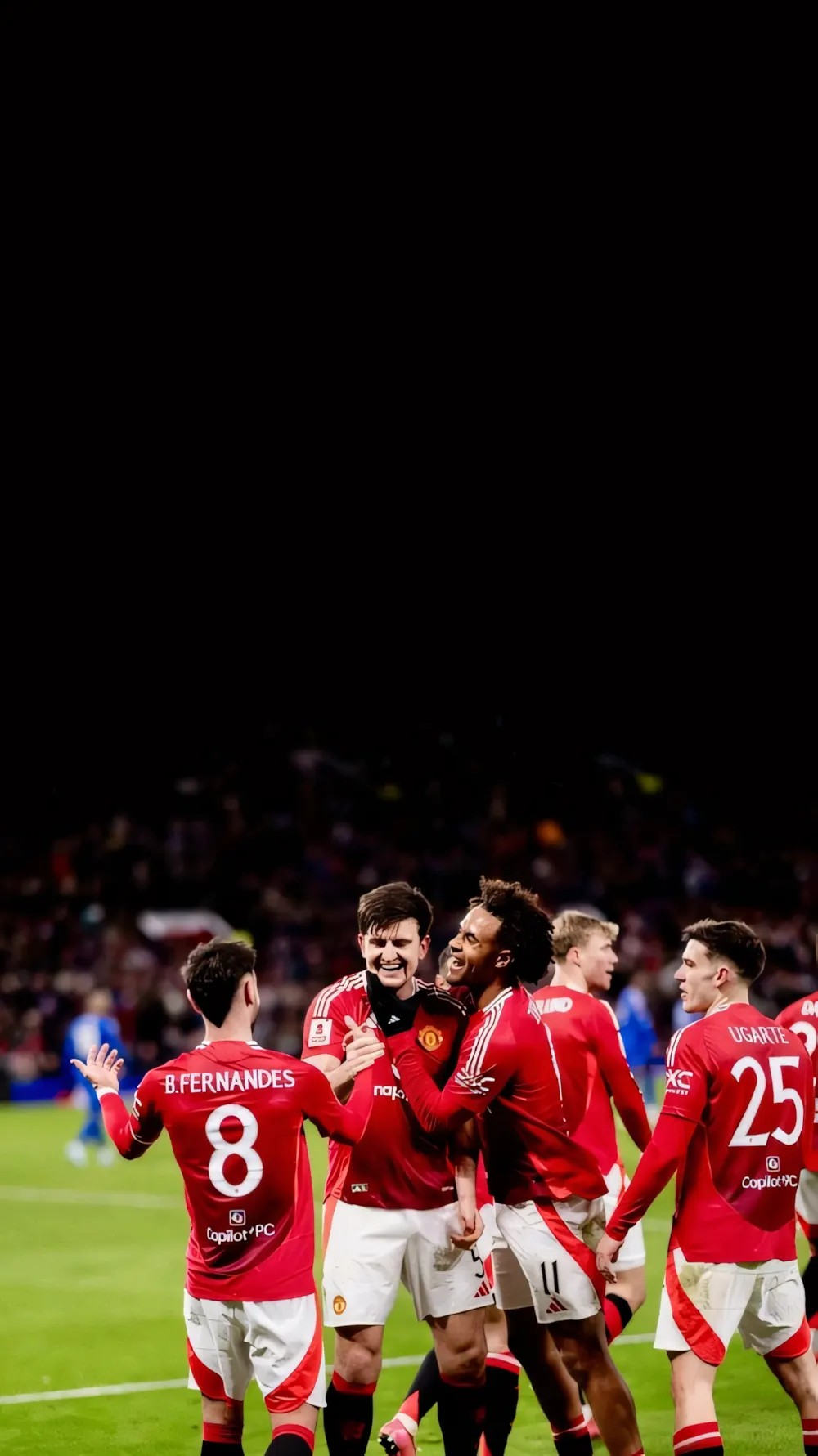 Ảnh nền MU 4K chủ đề sân vận động rực sáng