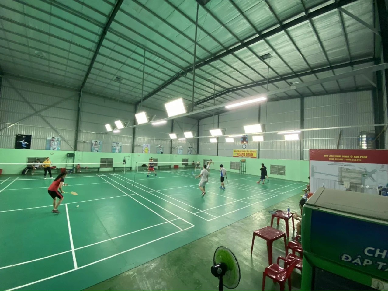 Sân cầu lông Hoàng Danh tại Thuận An