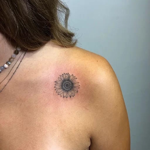 hình xăm hoa hướng dương