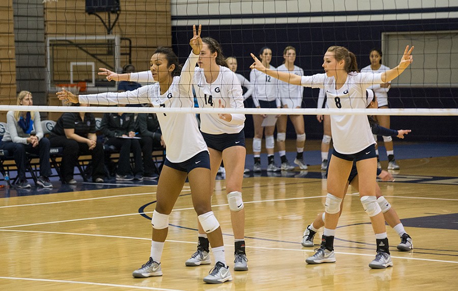 Trọng tài báo lỗi che bóng (Screening)