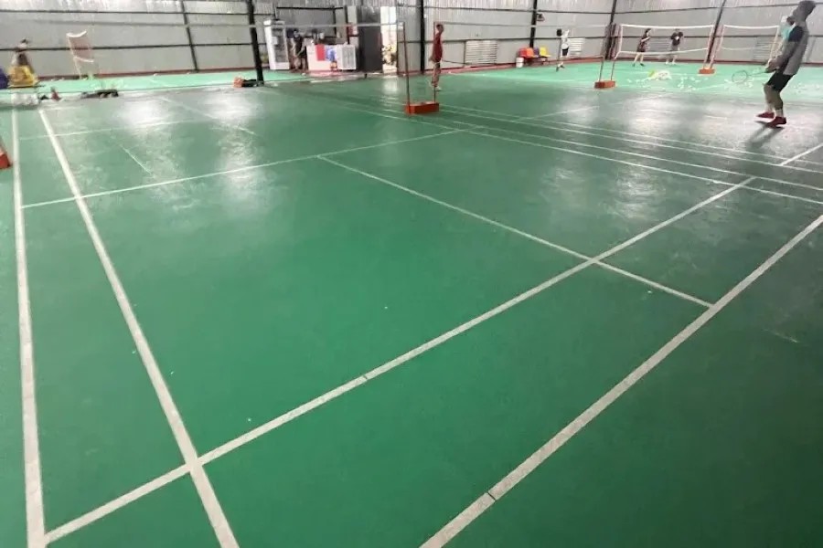 Bên trong sân 79 Pro