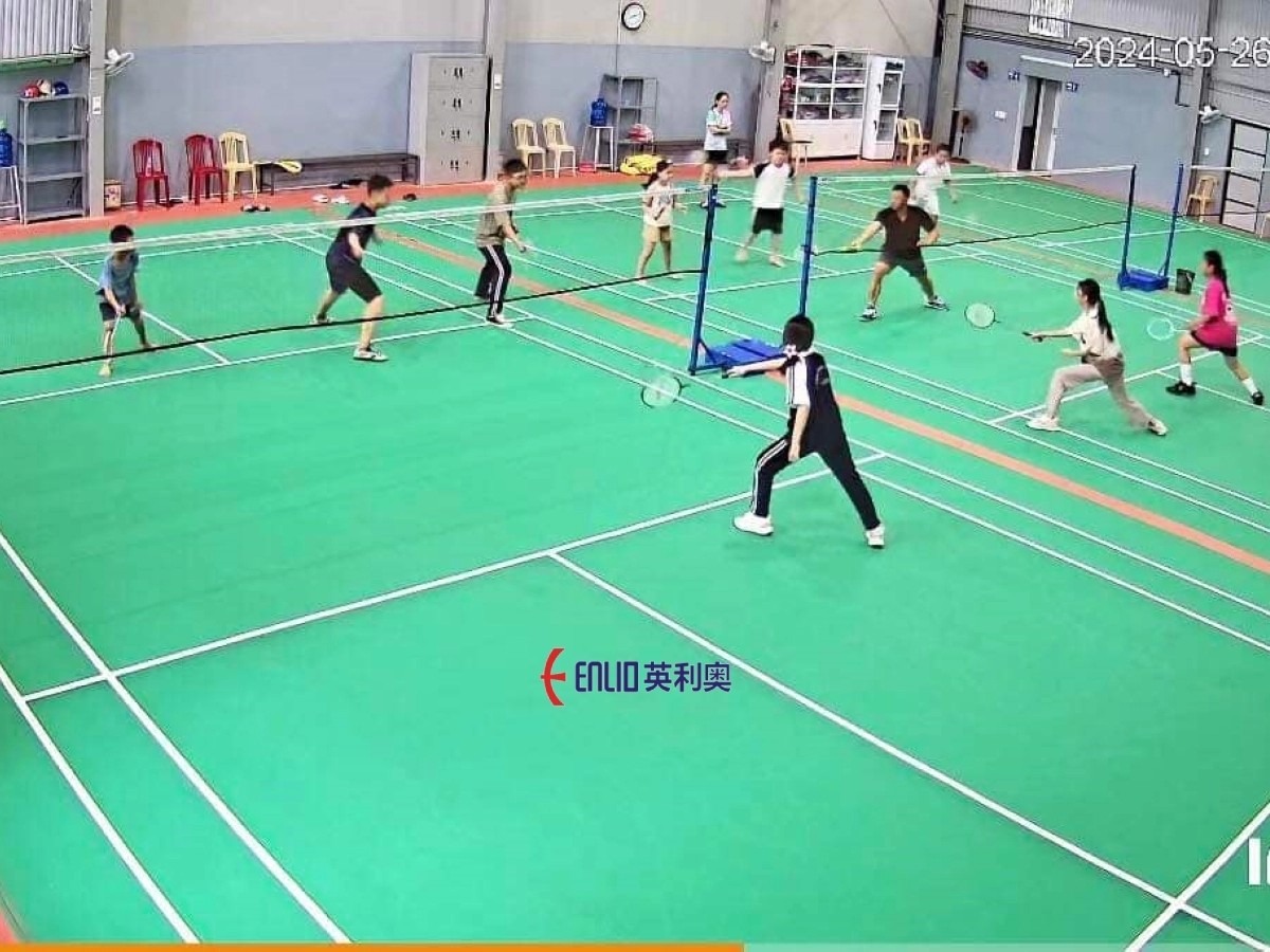 Góc nhìn từ trên cao xuống mặt sân Hồng Phúc