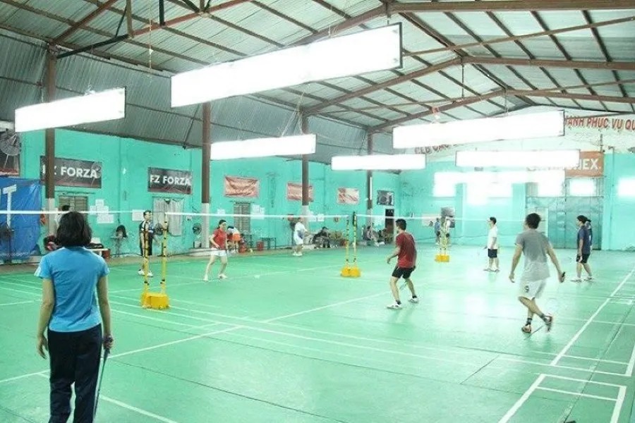 Sân cầu lông Long Viên