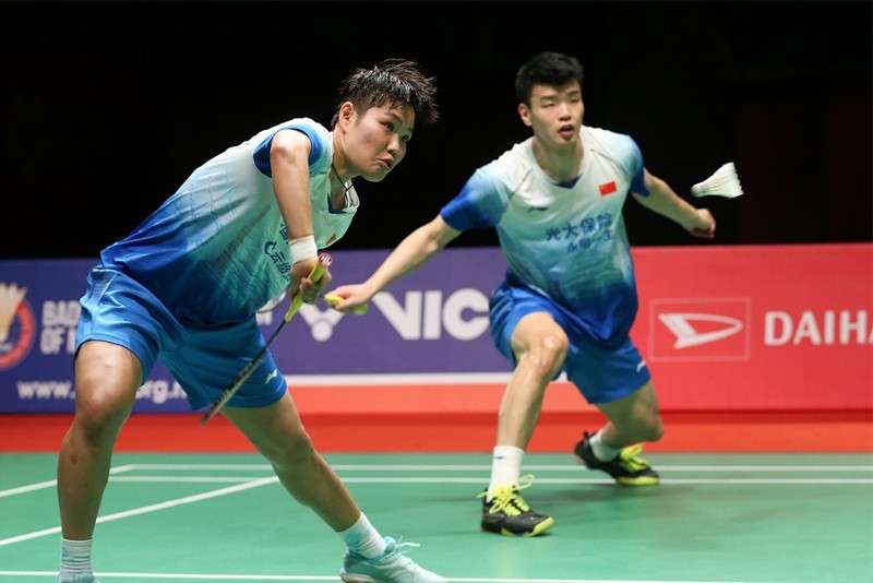 Tình huống thi đấu quyết liệt trên sân