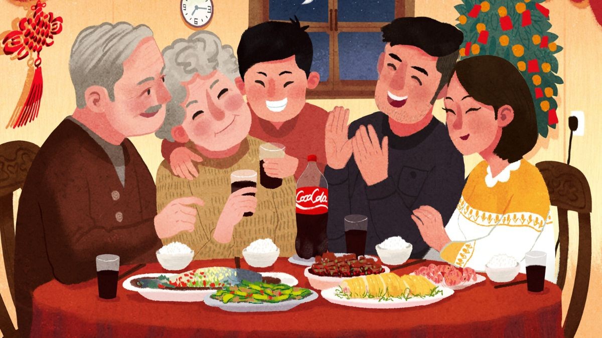 Cảnh gia đình đoàn tụ quây quần bên nhau