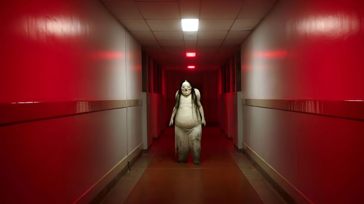 Một hình ảnh ma quỷ với đôi mắt trợn tròn và biểu cảm kinh hoàng