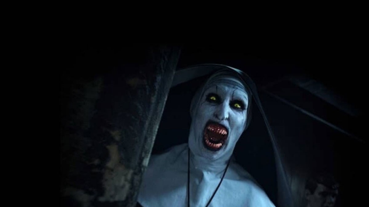 Cảnh tượng máu me ám ảnh, tạo cảm giác bất an