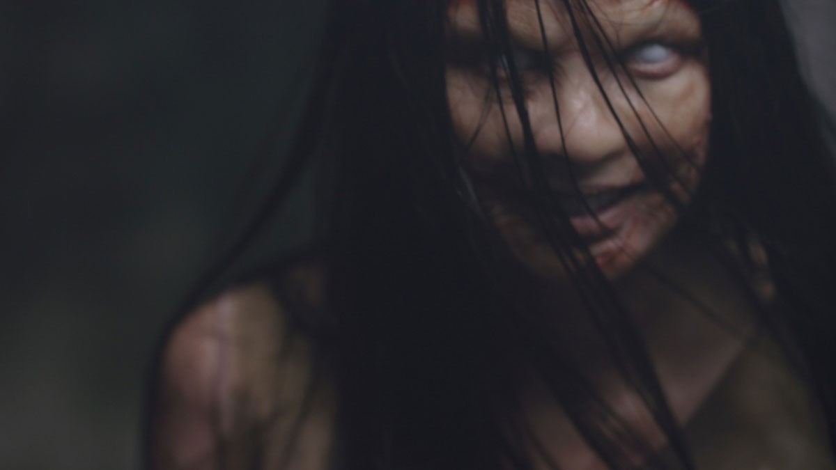 Hình ảnh một hồn ma Thái Lan với vẻ ngoài đáng sợ