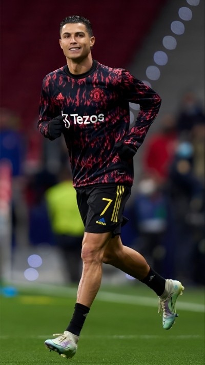 Ronaldo siêu ngầu trong màu áo MU