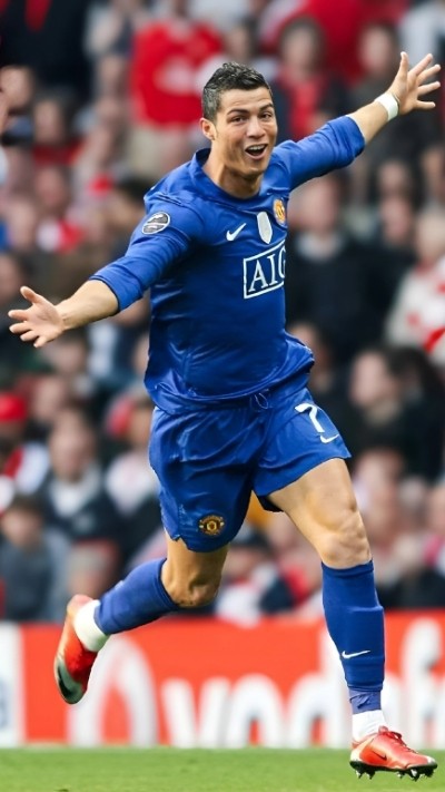 Ảnh nền Ronaldo với biểu cảm "Siuuu"