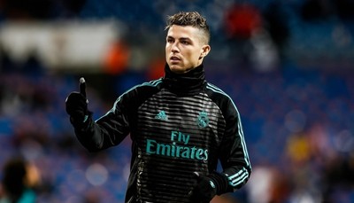 Ảnh Ronaldo 4K đẹp mắt, thể hiện sức mạnh và tốc độ