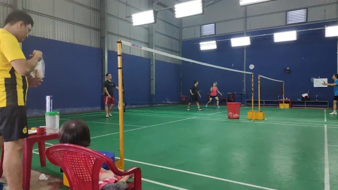 Sân cầu lông Hoàng Phúc