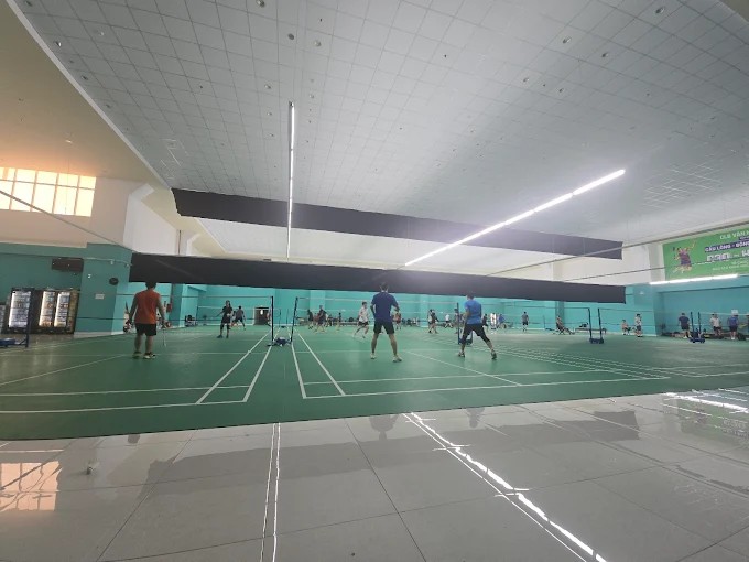 Sân cầu lông C30 - Hoà Bình