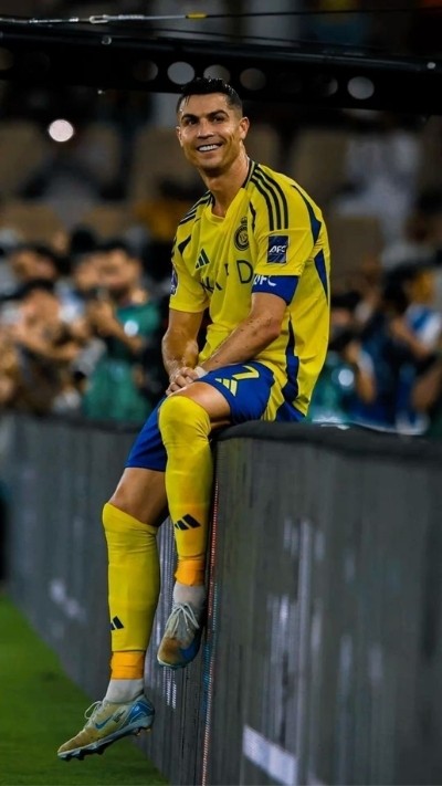 Hình ảnh CR7 ngầu trên sân cỏ