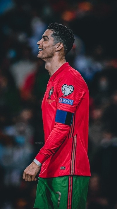 Hình ảnh CR7 ăn mừng bàn thắng quen thuộc