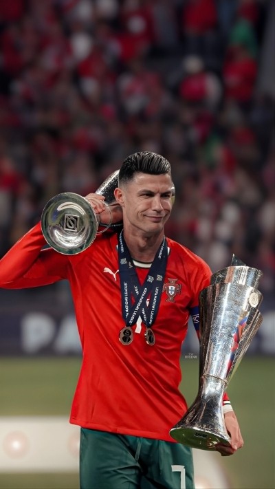 Hình nền Ronaldo đẹp mắt cho điện thoại