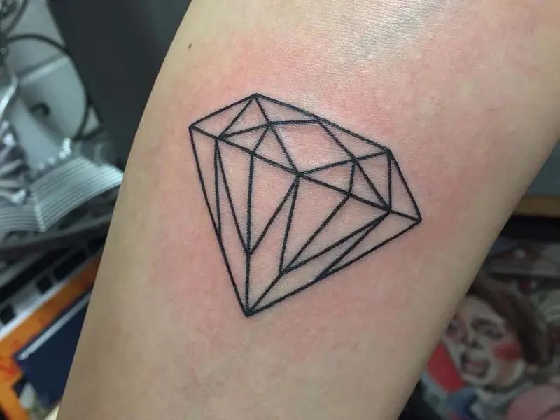 hinh xam kim cuong o tay 2679000315 1