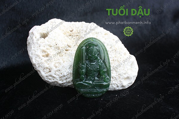 Tượng Bất Động Minh Vương với dáng vẻ uy nghiêm