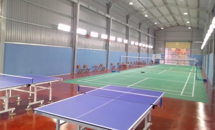 Sân cầu lông bóng bàn Happy