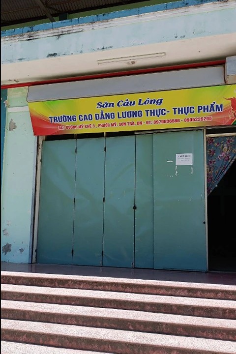 san cau long cao dang luong thuc thuc pham