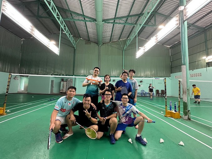 Sân thường xuyên tổ chức các chương trình huấn luyện và giải đấu, tạo cơ hội cho người chơi tham gia các hoạt động cộng đồng và nâng cao trình độ