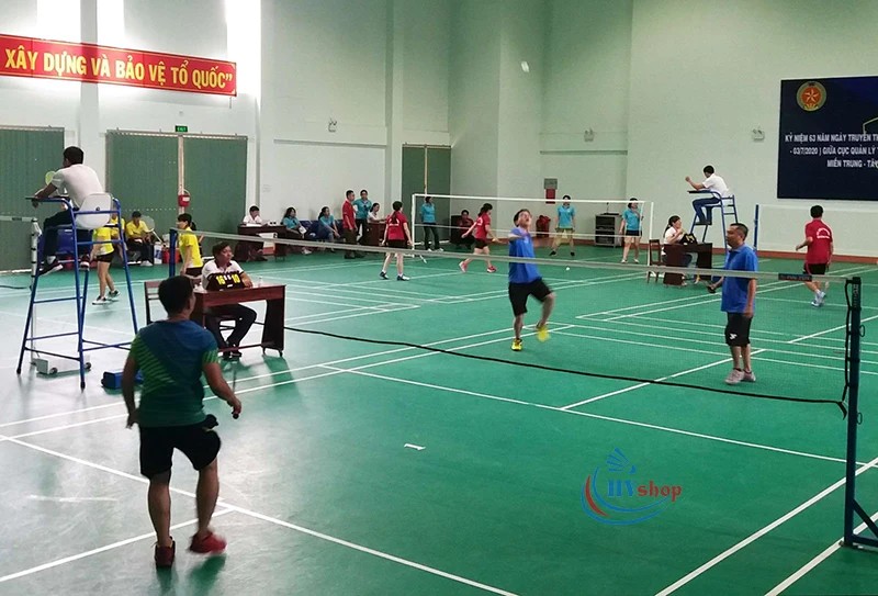 Sân cầu lông Hồng Hà